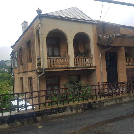 Hotel Shaumiani Koetaisi Buitenkant foto