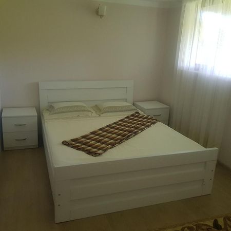 Hotel Shaumiani Koetaisi Buitenkant foto