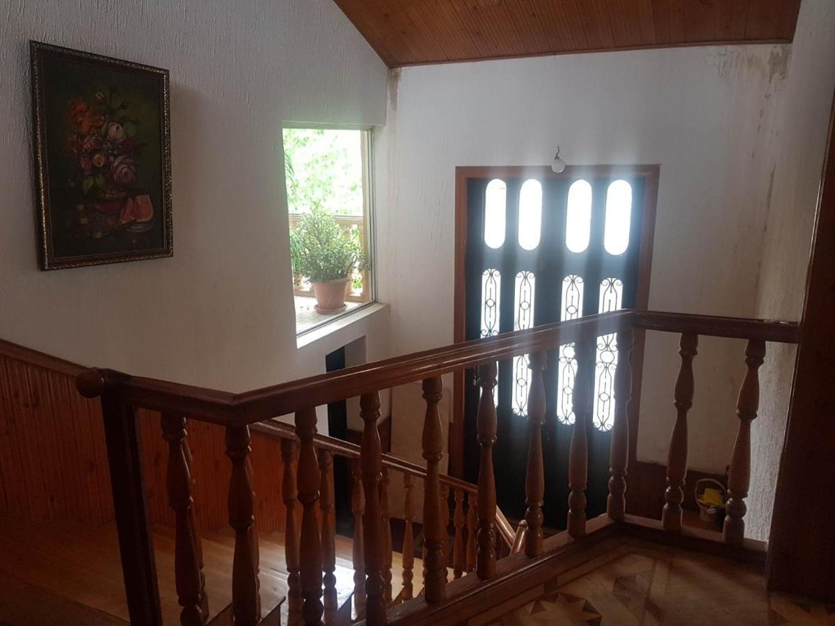 Hotel Shaumiani Koetaisi Buitenkant foto